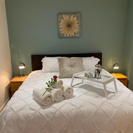 Modern, City Centre, Studio Apartment With Free Wifi, Gym Access, Netflix - West One Sheffield Luaran gambar